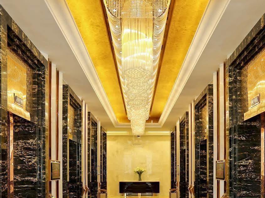 JinJiang International Hotel Urumqi Bagian luar foto